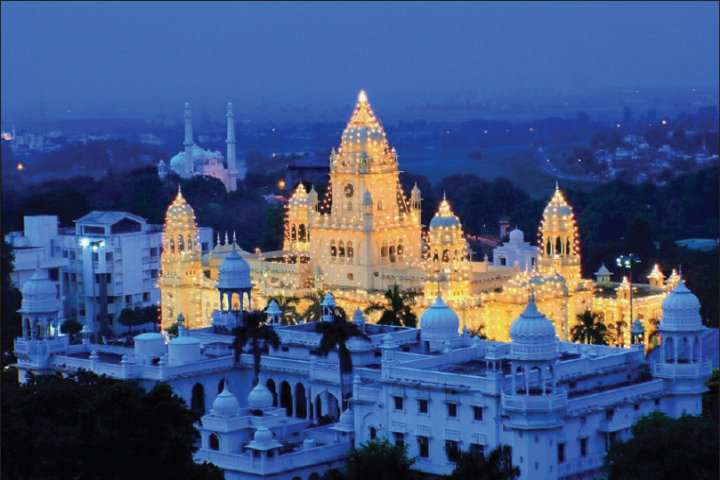 King George's Medical University, Lucknow Night View of King Georges Medical University Lucknow